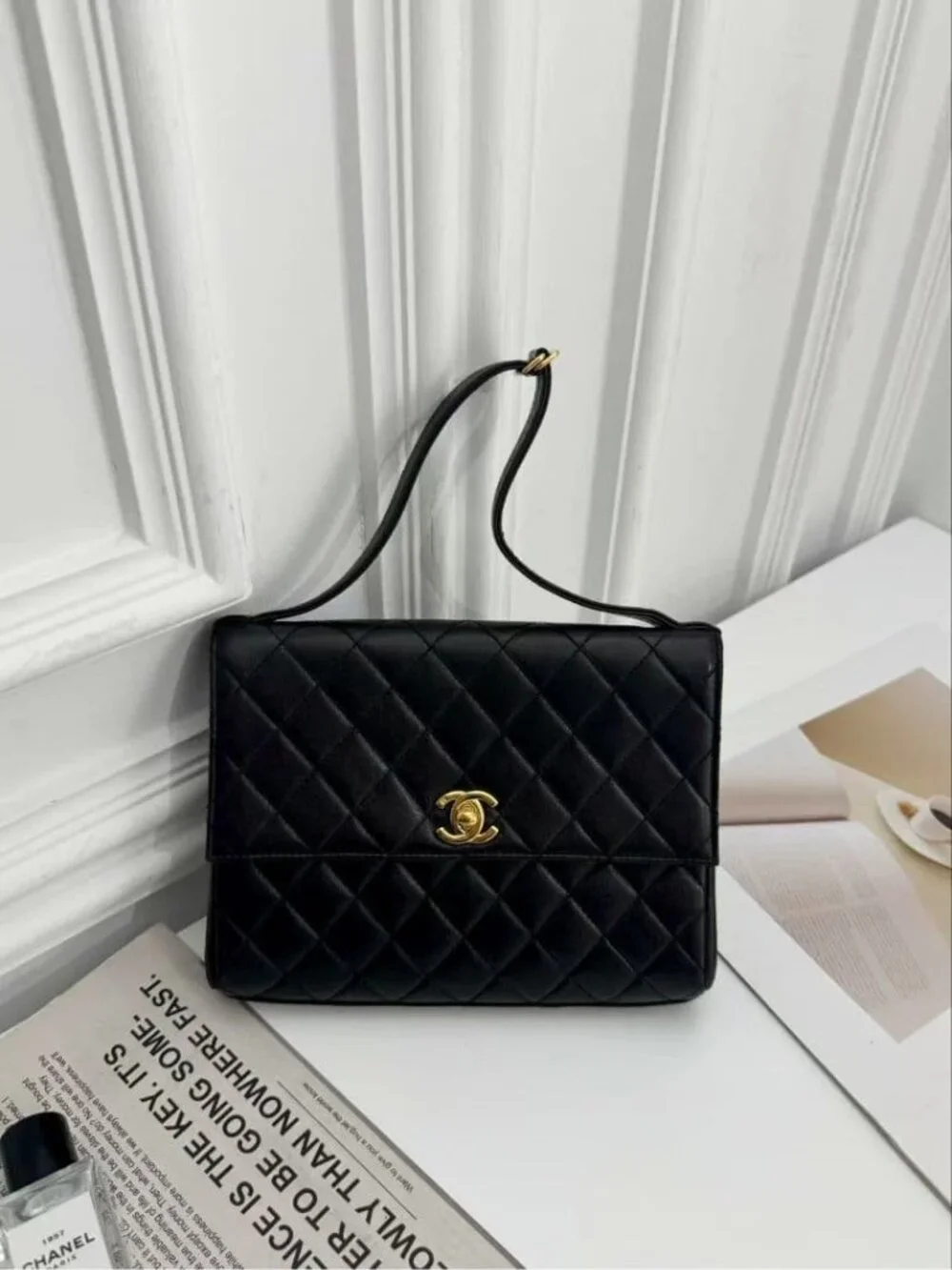 Chanel Quilted 25 Shoulder Bag Black Gold